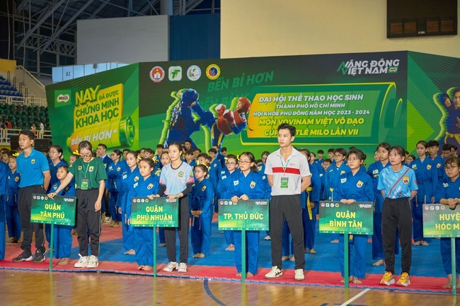 2-dai-hoi-the-thao-hoc-sinh-thanh-pho-ho-chi-minh-hoi-khoe-phu-dong-nam-hoc-2023-2024-mon-vovinam-viet-vo-dao-cup-nestle-milo-lan-thu-vii-thu-hut-gan-1500-van-dong-vien-hoc-sinh-cap-123-tham-gia-tranh-1714130272.jpg