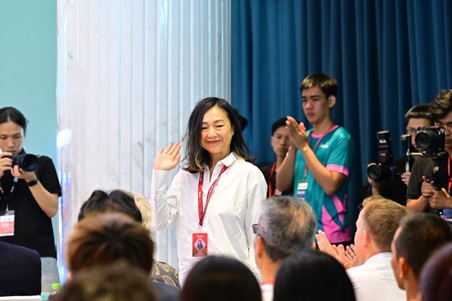 ba-vo-anh-pho-tong-giam-doc-cong-ty-sunrise-events-vietnam-1778141857.jpg