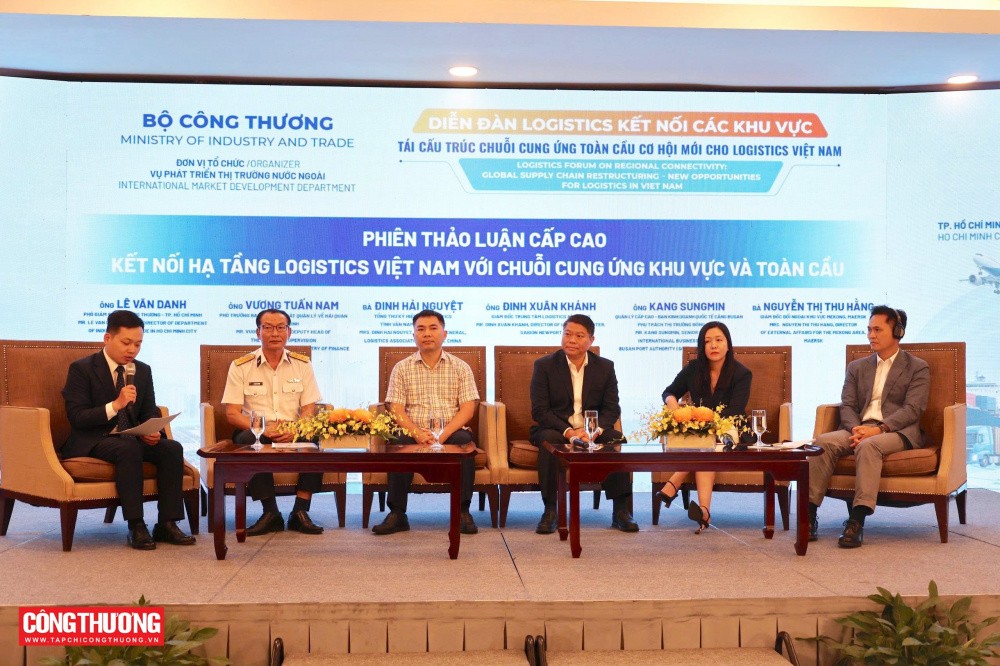 tai-cau-truc-chuoi-cung-ung-toan-cau-co-hoi-moi-cho-logistics-viet-nam-6a6377d29d2bf-1784909351.jpg