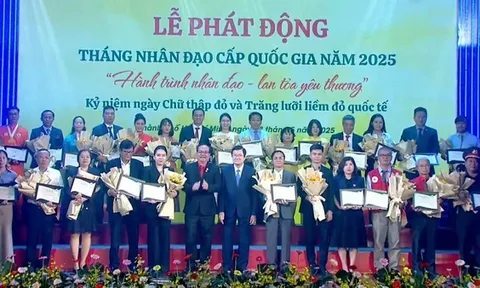 Hành trình nhân đạo - Lan tỏa yêu thương tại Lễ phát động "Tháng nhân đạo" năm 2025