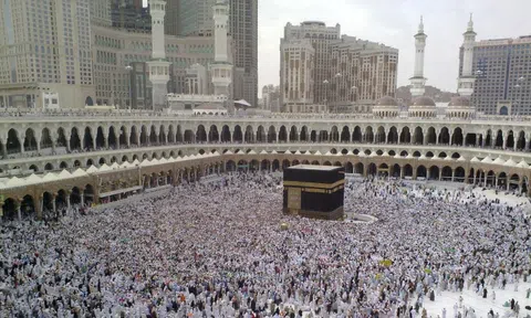 Hé lộ 'thế giới ngầm' sau cái chết của 1.300 người hành hương ở Mecca