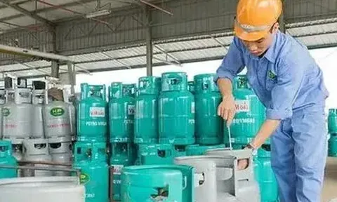 Giá gas bán lẻ trong nước tiếp tục tăng tháng thứ tư liên tiếp