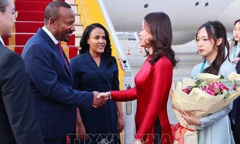 Thủ tướng Ethiopia và Phu nhân đến Hà Nội, bắt đầu thăm chính thức Việt Nam