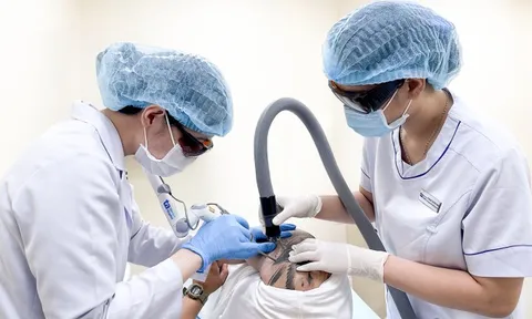 Xóa xăm bằng laser có hết không?