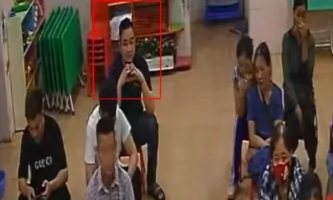 Vợ đăng video chồng có hành động “thả thính” khi đi họp phụ huynh, MXH bùng nổ