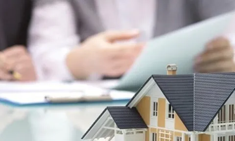 Cha mẹ mất, ngôi nhà 2 chị góp tiền mua tăng giá gấp 3: Em trai chưa từng góp một đồng xuất hiện đòi thừa kế
