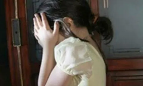 Bé gái 12 tuổi suýt bị người đàn ông quen qua mạng đưa vào nhà nghỉ, thủ đoạn lừa quá tinh vi
