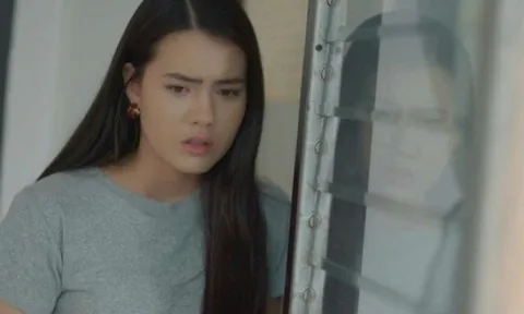 Đang mừng vì chồng cũ xin "nối lại tình xưa", sau một đêm ở lại với anh, tôi trắng mặt chạy vội