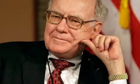 Warren Buffett dạy con 3 nguyên tắc đơn giản nhưng thay đổi cả cuộc đời