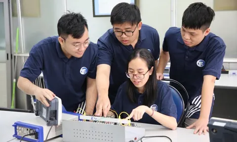 Một trường đại học lấy điểm sàn cao nhất 24