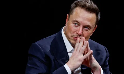 ‘Chúng ta có thể gặp khó khăn’: Elon Musk ngậm ngùi khi doanh số Tesla lao dốc quý thứ 2 liên tiếp, hãng xe điện chẳng có gì để khoe ngoài tài sản tiền số