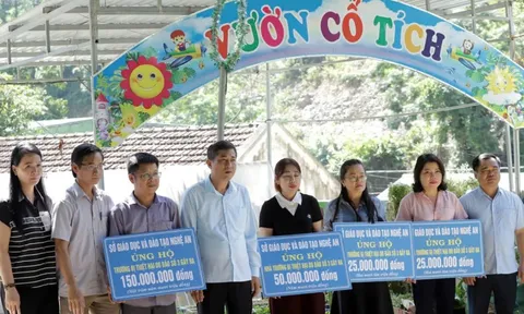 Nghệ An: Nỗ lực khắc phục hậu quả mưa lũ, sẵn sàng cho năm học mới