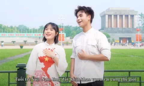 Hát 'Viết tiếp câu chuyện hòa bình' bằng 13 ngôn ngữ chào mừng A80