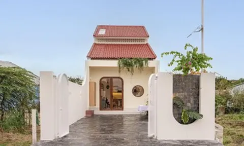 Cặp đôi Đà Nẵng dựng căn nhà 'trốn phố' đẹp lạ, đón hoàng hôn nên thơ