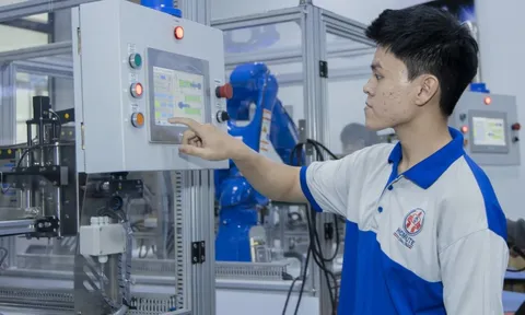 Ai có thể được hỗ trợ 1 triệu/ tháng để chuyển nghề?