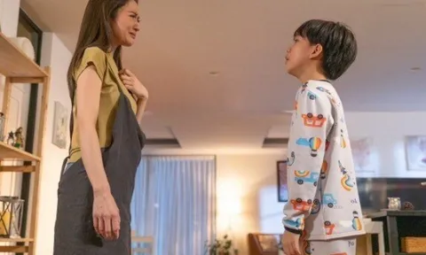 Vợ ở nhà rảnh rỗi không kiếm ra tiền, chồng đưa 50 triệu/tháng vẫn chê ít, câu nói của con khiến cô sững người