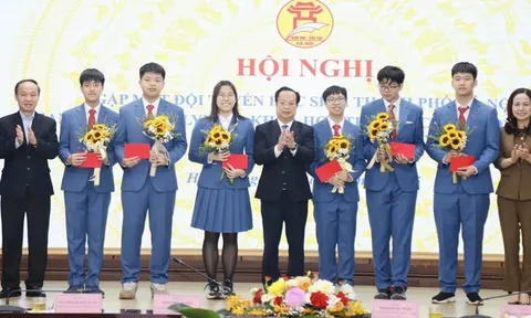 Sáu học sinh Hà Nội thi Olympic Khoa học trẻ quốc tế