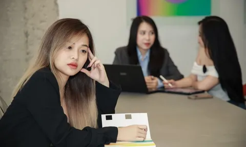 9 cụm từ khiến bạn không được coi trọng