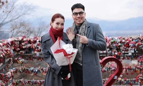 Nữ MC "độc thân đắt giá nhất nhì VTV" vừa nhận lời cầu hôn từ cầu thủ nổi tiếng