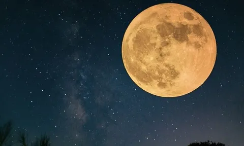 Siêu trăng, mưa sao băng xuất hiện ngay đầu năm mới