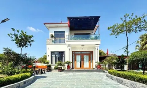 Khó mua nhà Hà Nội, vợ chồng trẻ cầm tiền tỷ về quê xây nhà 'không giống ai'