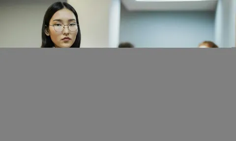 7 dấu hiệu của người sếp độc hại