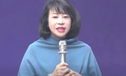 Con đạt 9,75 điểm, phụ huynh chỉ hỏi 0,25 điểm còn thiếu