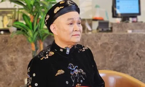 Nghệ sĩ Xuân Hinh bật khóc