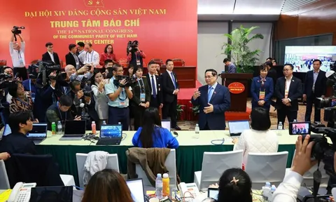 Thủ tướng: Báo chí tập trung thông tin về những nội dung chính, những điểm mới của Đại hội