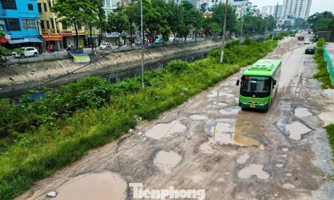 Hiện trạng sửa chữa tuyến đường nhiều 'ổ gà', 'ô trâu' nhất nội thành Hà Nội