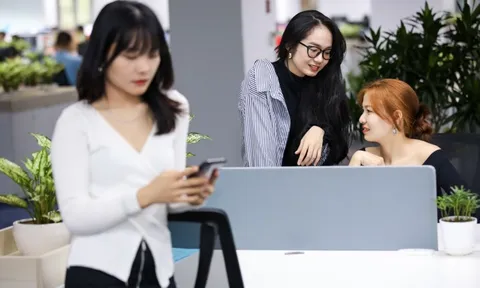 7 kiểu nói chuyện khiến người khác muốn né xa