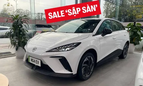 Đại lý xả kho MG4, giảm sốc kỷ lục 328 triệu đồng: Giá thực tế chỉ 620 triệu, rẻ ngang Kia Sonet, đấu Mitsubishi Xforce