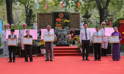 Trao bằng "Tổ quốc ghi công" 49 liệt sĩ Biệt động Sài Gòn - Gia Định