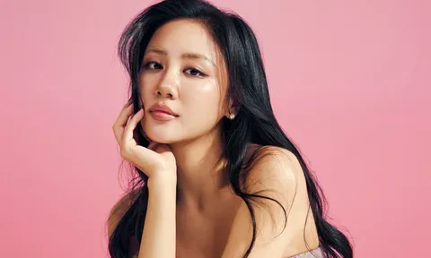 Văn Mai Hương: "Đó là nụ hôn màn ảnh đầu tiên của tôi!"