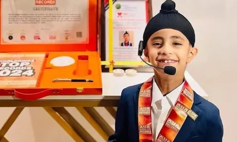 Thần đồng Ấn Độ 5 tuổi biết lập trình, 8 tuổi dự hội thảo về AI