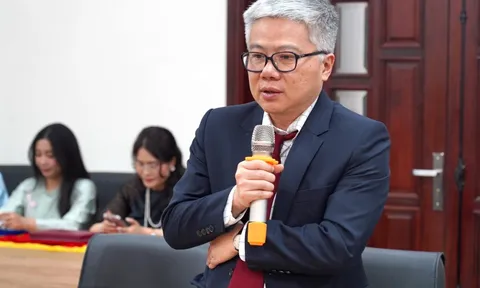 GS Ngô Bảo Châu chọn nhân tài để đào tạo tiến sĩ Toán