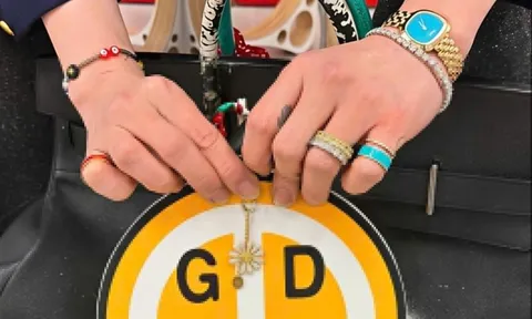 G-Dragon mê đeo một mẫu đồng hồ nữ từ Piaget