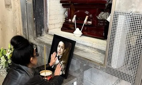 Khoảnh khắc đau lòng trong tang lễ của Kasim Hoàng Vũ