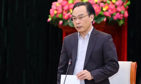 Quyền Bộ trưởng GD&ĐT trả lời về việc bỏ bằng tốt nghiệp THCS