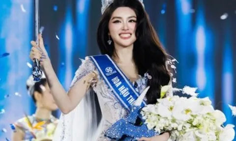 Lý do Phương Oanh đăng quang Hoa hậu dù đối thủ nói tiếng Anh tốt hơn?