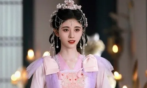 "Mỹ nhân 4.000 năm có một" Cúc Tịnh Y bị tố cáo trốn thuế