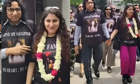 Bố ăn mừng con gái ly hôn, đánh trống nhảy múa tưng bừng