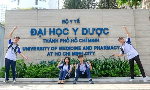 Đại học Y Dược TP HCM bỏ xét kết hợp IELTS, SAT