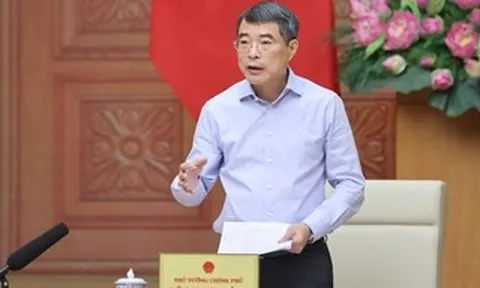 Bảo đảm sách giáo khoa dùng chung toàn quốc