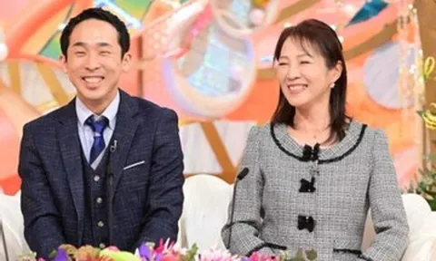 Góa phụ tuổi 60 tìm thấy hạnh phúc bên học trò kém 34 tuổi