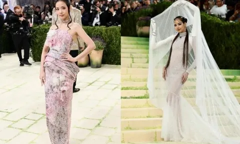 Lisa gây choáng với đầm 3D độc lạ, Jisoo hóa công chúa tại Met Gala 2026