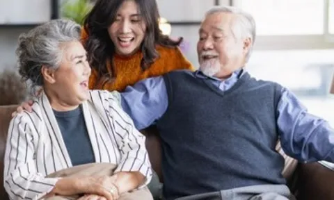 Chỉ khi về già tôi mới thấm: Để sống hòa thuận với con cái, 4 câu nói dù đúng nhưng đừng bao giờ nói quá nhiều