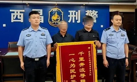 Nhận cuộc gọi từ cảnh sát, người đàn ông mới biết mình là trẻ mất tích 23 năm