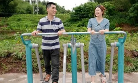 Người vợ quyết hiến thận cứu chồng: 'Còn em ở đây, gia đình mình vẫn còn'