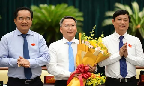 Tân Giám đốc Sở GD&ĐT TP.HCM là phó giáo sư Kinh tế